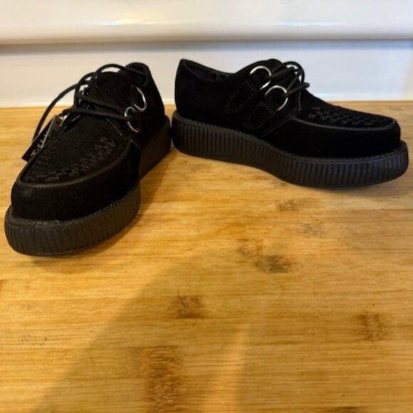 T.U.K. Black Suede Low Viva Creeper Oxford Shoe – Unisex - Picture 10 of 16
